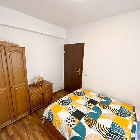 Cozy Apartment 2 Bedroom Private Parking Kolozsvár Kültér fotó