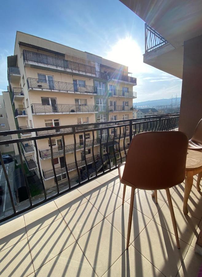 Cozy Apartment 2 Bedroom Private Parking Kolozsvár Kültér fotó