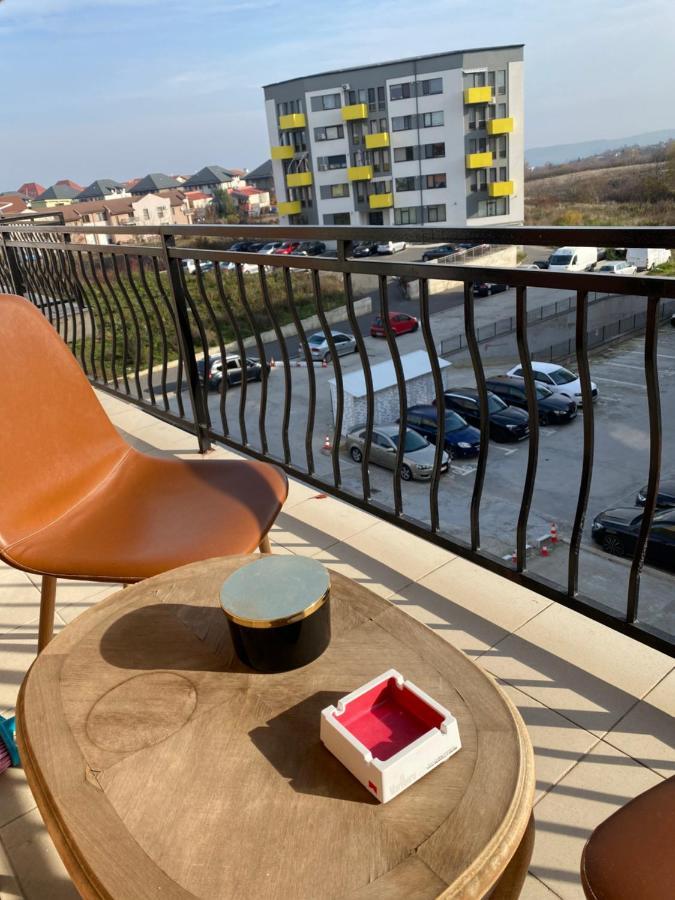 Cozy Apartment 2 Bedroom Private Parking Kolozsvár Kültér fotó