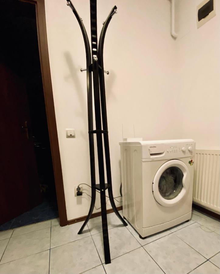 Cozy Apartment 2 Bedroom Private Parking Kolozsvár Kültér fotó
