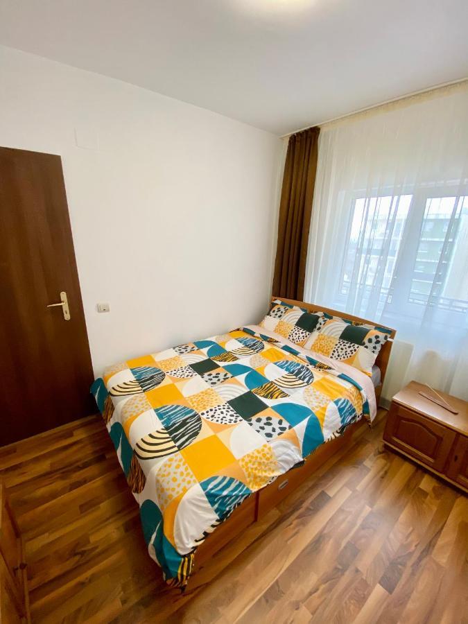 Cozy Apartment 2 Bedroom Private Parking Kolozsvár Kültér fotó